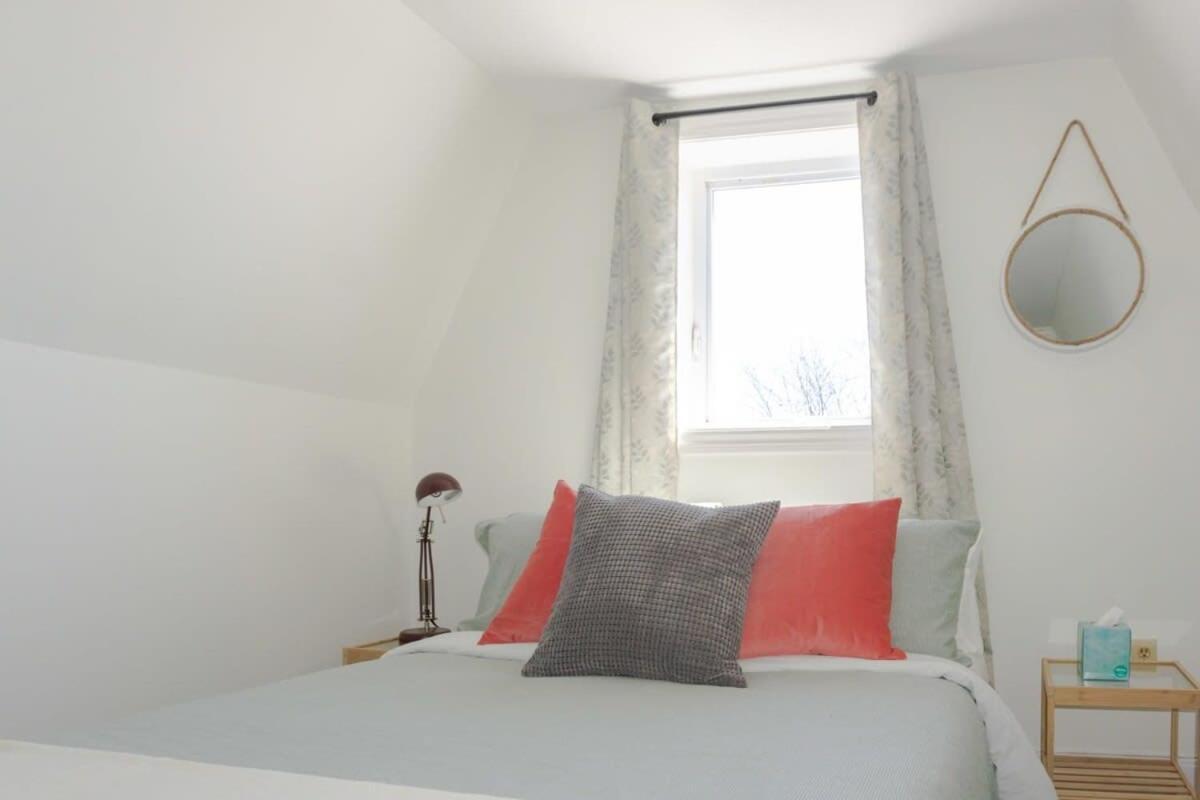 Amazing Location In Saint John 2 Bedroom Modern Parking New Exterior foto